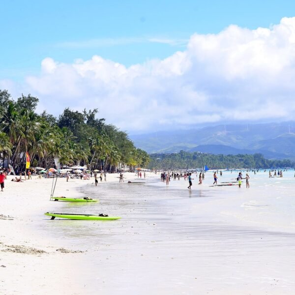 Boracay, Palawan, Siargao among world’s top island destinations