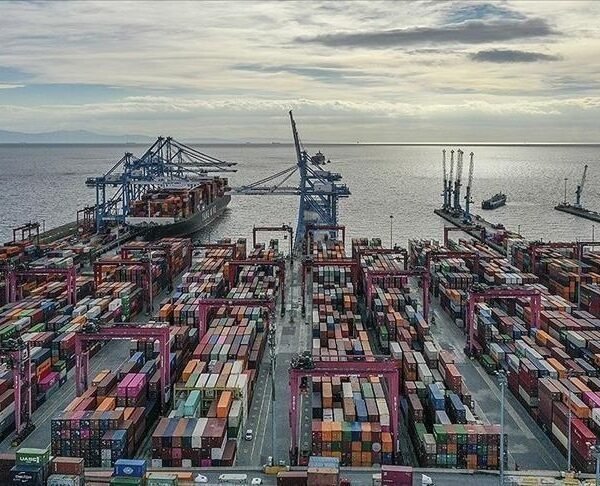 US foreign trade deficit figure below expectations in September